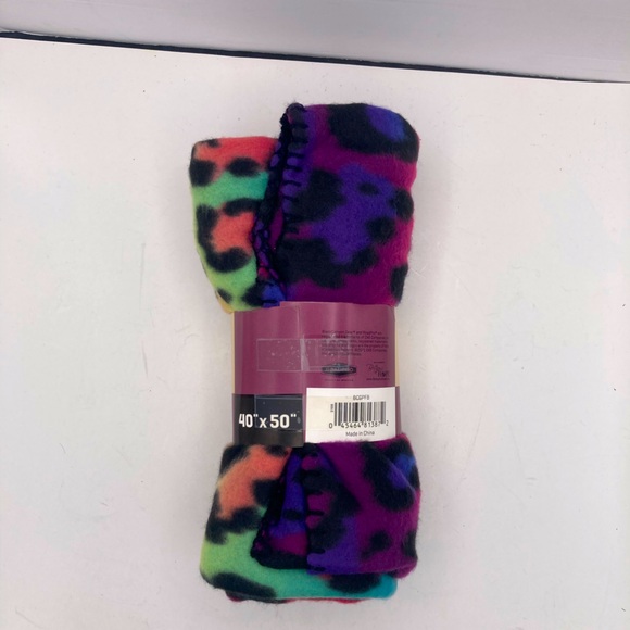 Black Canyon Gear Children’s Print Throw 40x50in - Picture 2 of 2